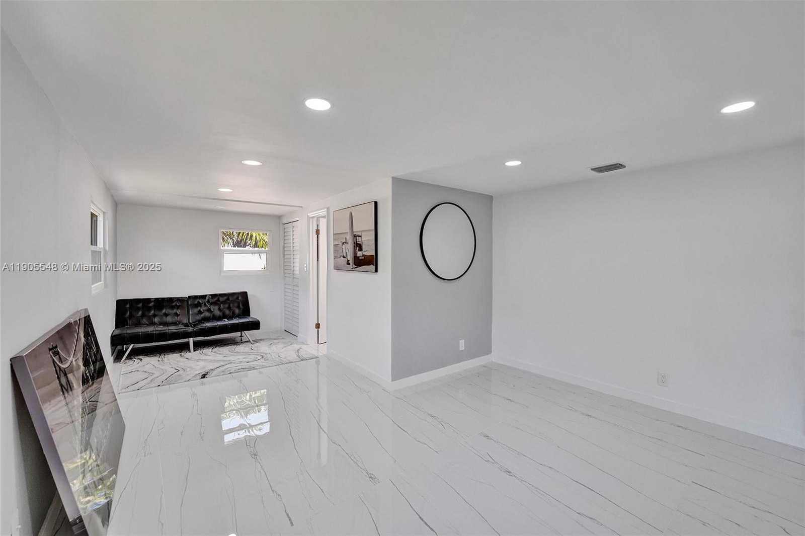 Small Image of 2201 SOUTH EAST 19TH ST, Fort Lauderdale Number 13