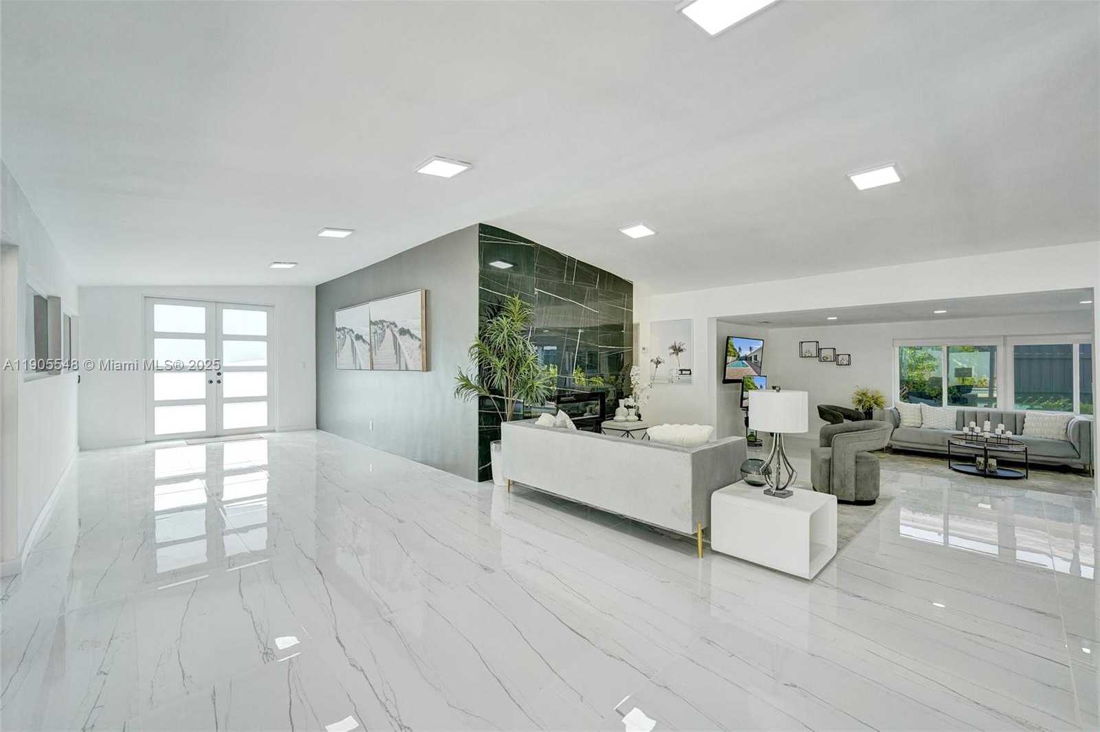 Small Image of 2201 SOUTH EAST 19TH ST, Fort Lauderdale Number 20