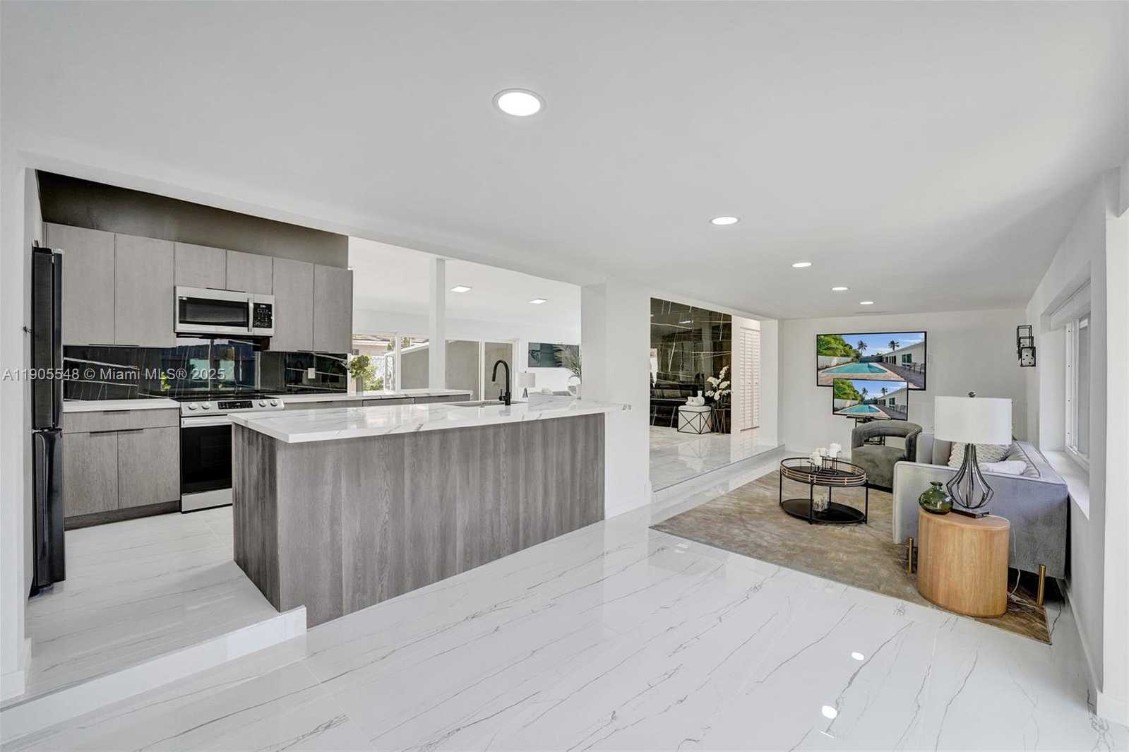 Small Image of 2201 SOUTH EAST 19TH ST, Fort Lauderdale Number 29