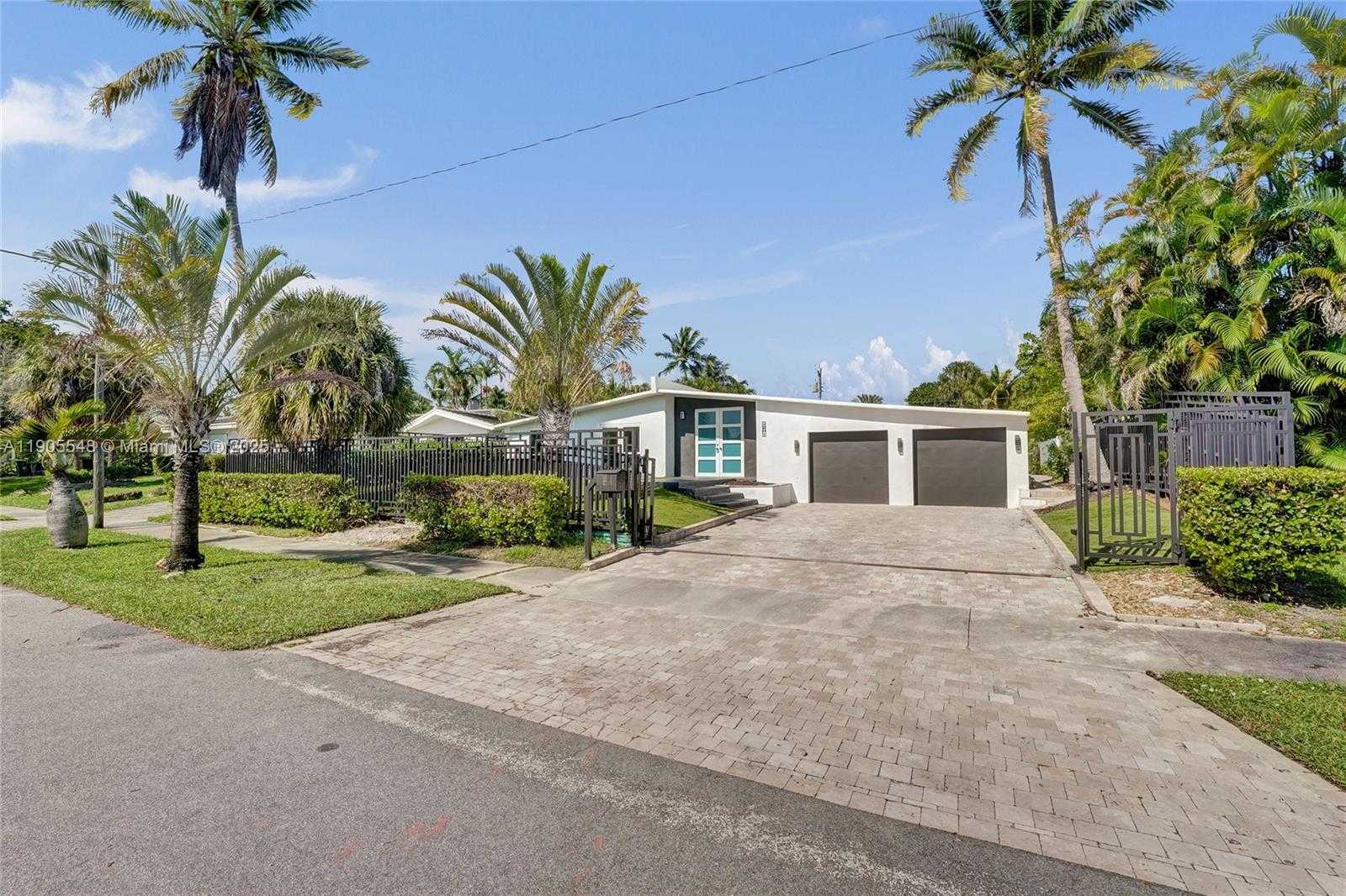 Small Image of 2201 SOUTH EAST 19TH ST, Fort Lauderdale Number 35