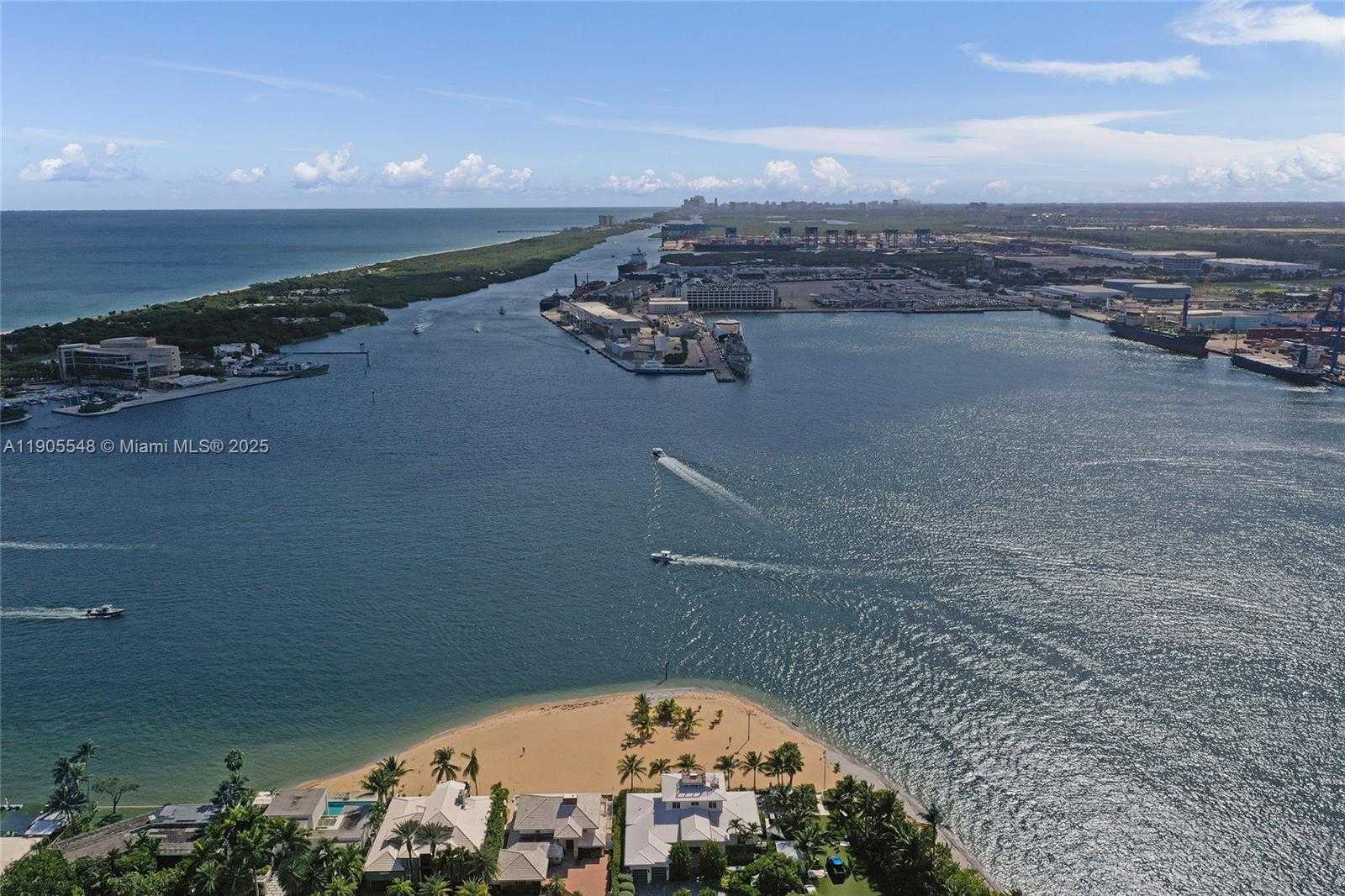 Small Image of 2201 SOUTH EAST 19TH ST, Fort Lauderdale Number 6