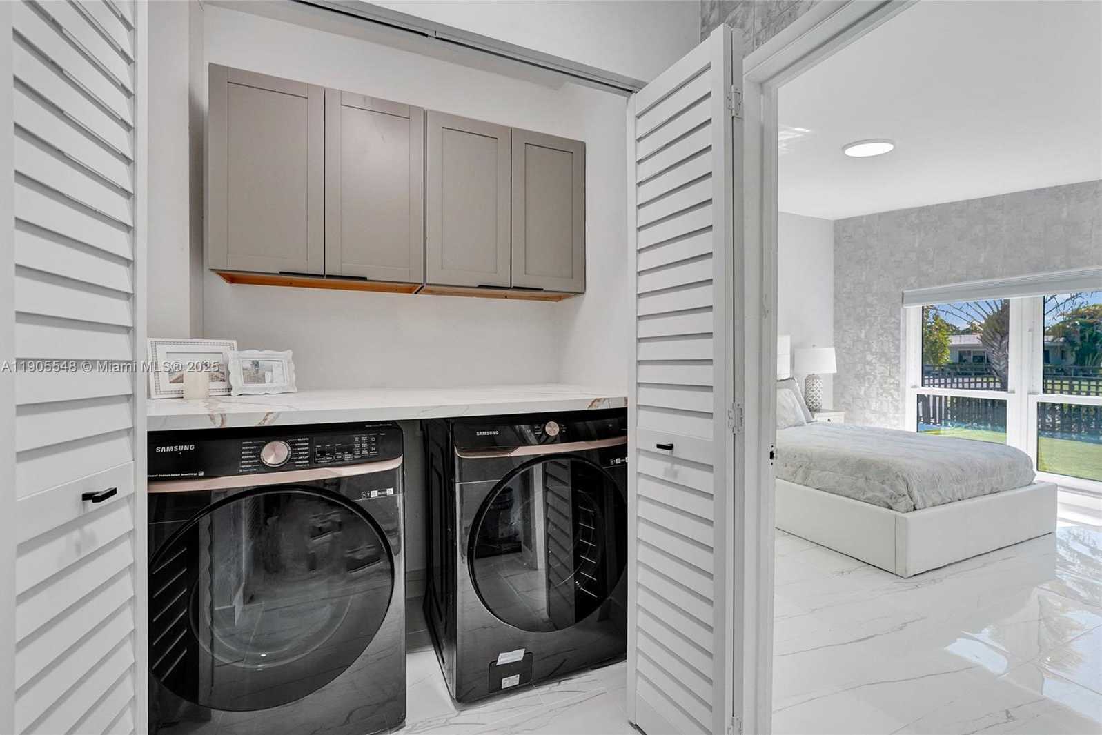 Small Image of 2201 SOUTH EAST 19TH ST, Fort Lauderdale Number 8