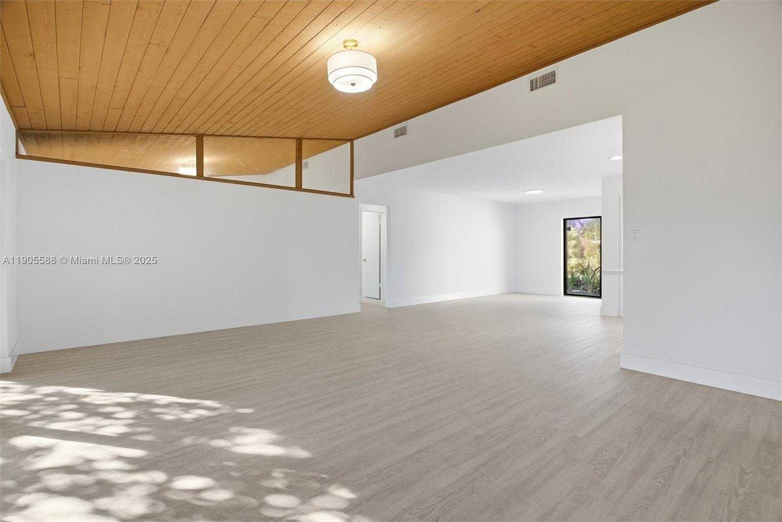 Small Image of 3580 NORTH WEST 73RD AVE, Lauderhill Number 18