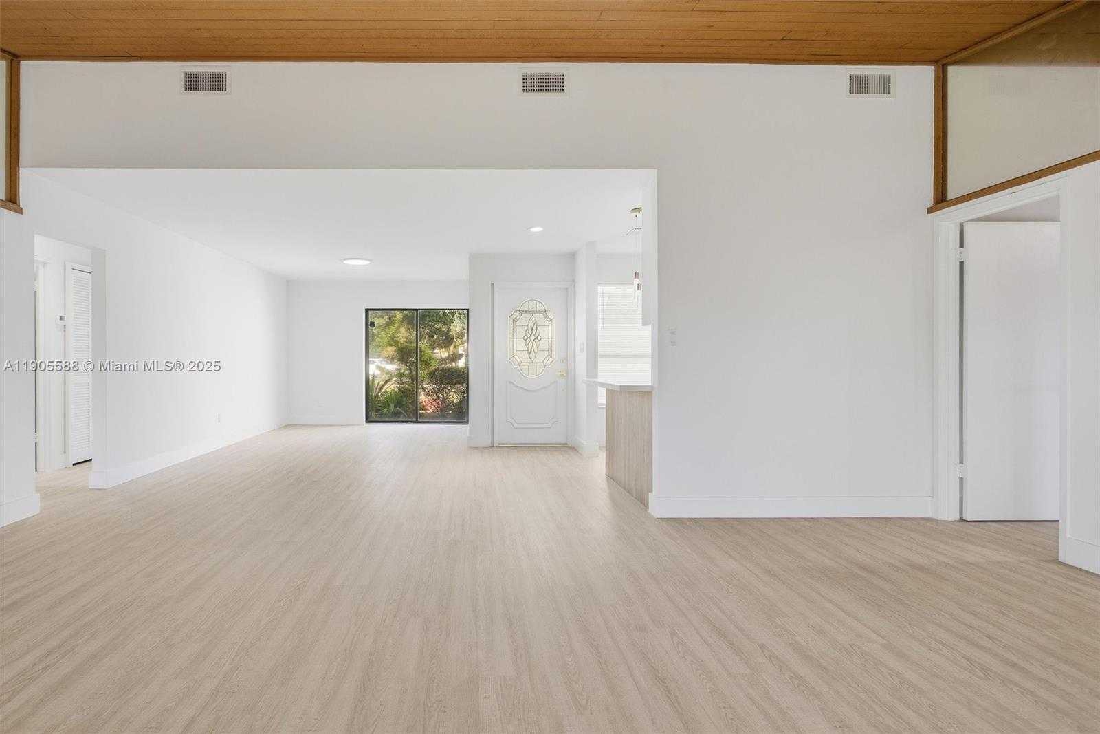 Small Image of 3580 NORTH WEST 73RD AVE, Lauderhill Number 19