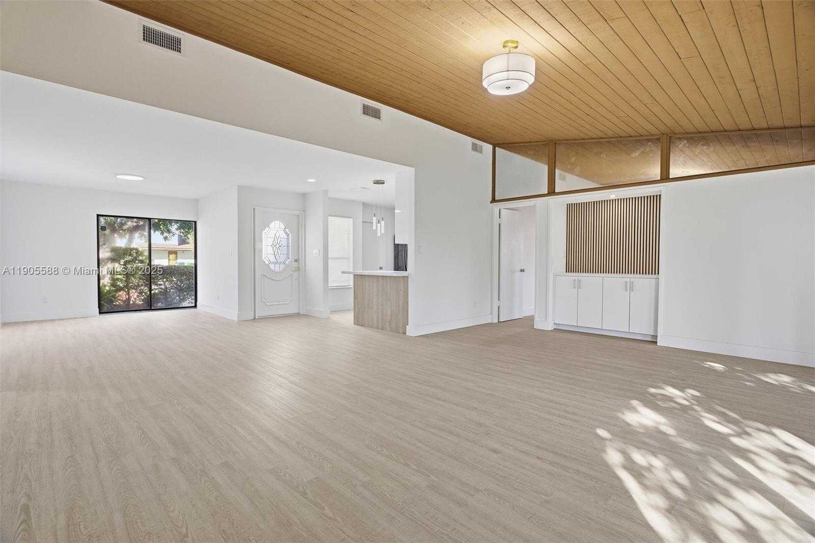 Small Image of 3580 NORTH WEST 73RD AVE, Lauderhill Number 20