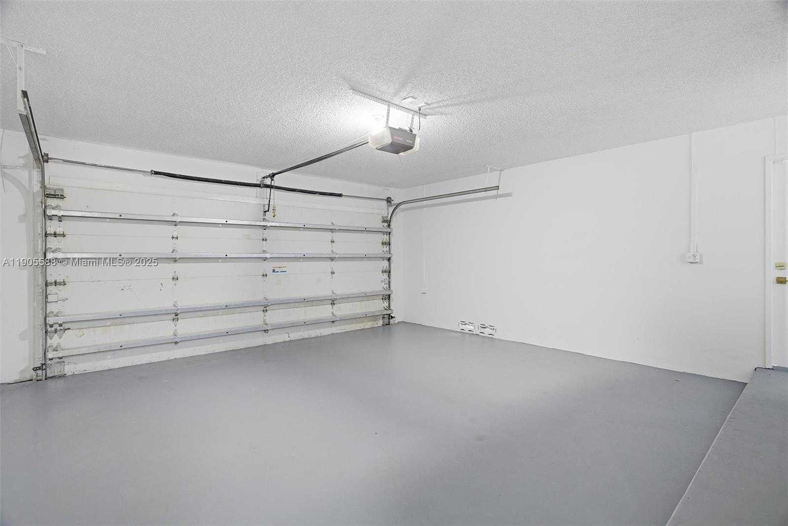 Small Image of 3580 NORTH WEST 73RD AVE, Lauderhill Number 25