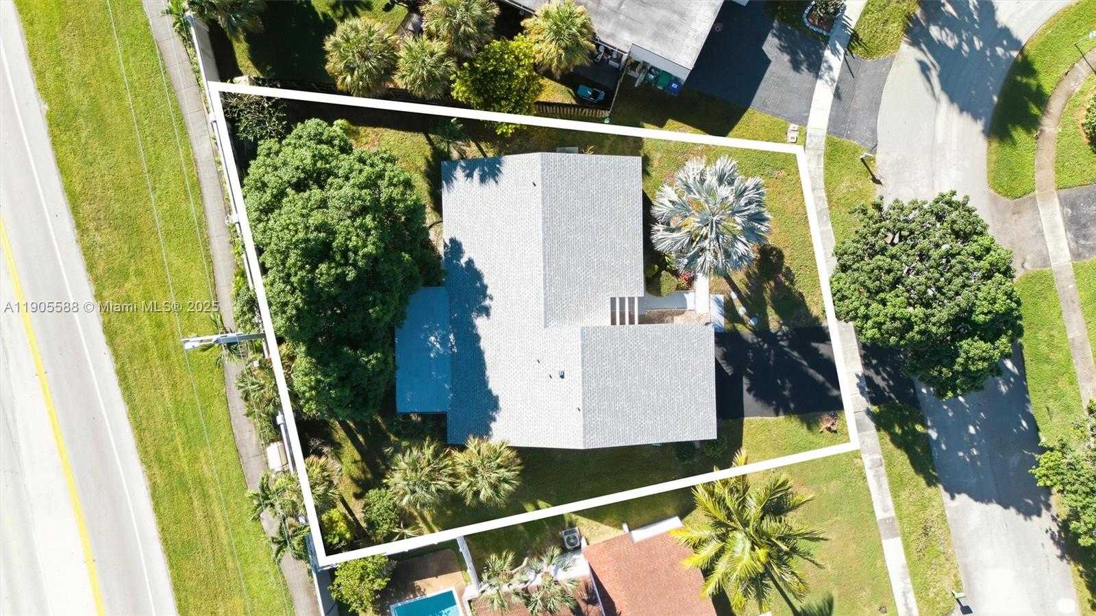 Small Image of 3580 NORTH WEST 73RD AVE, Lauderhill Number 31