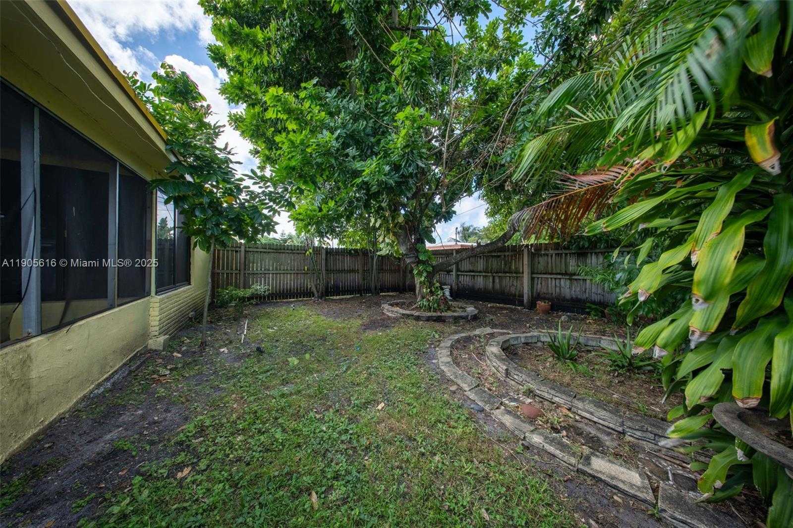 Small Image of 6515 SOUTH WEST 26TH ST, Miramar Number 31