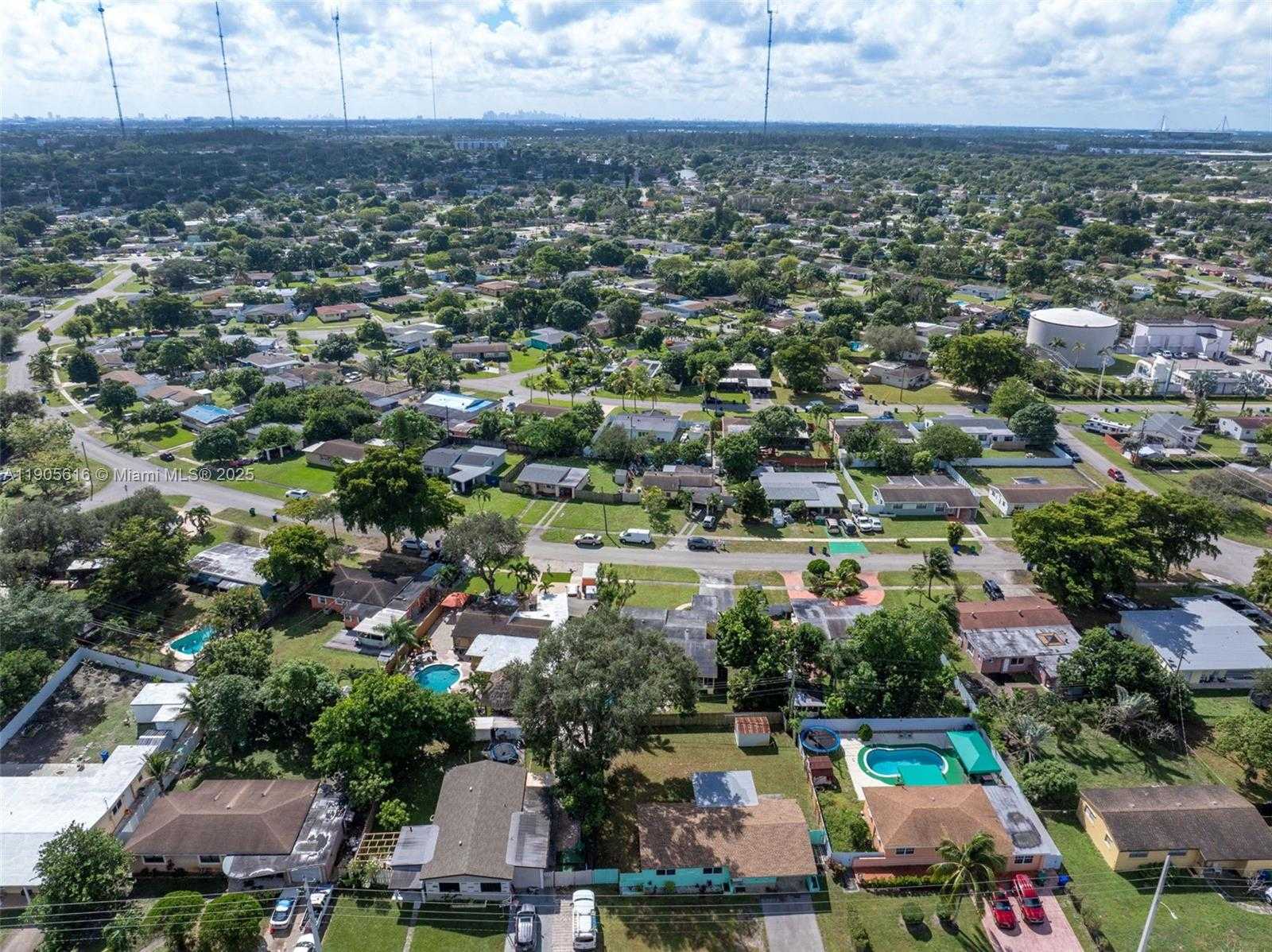 Small Image of 6515 SOUTH WEST 26TH ST, Miramar Number 37