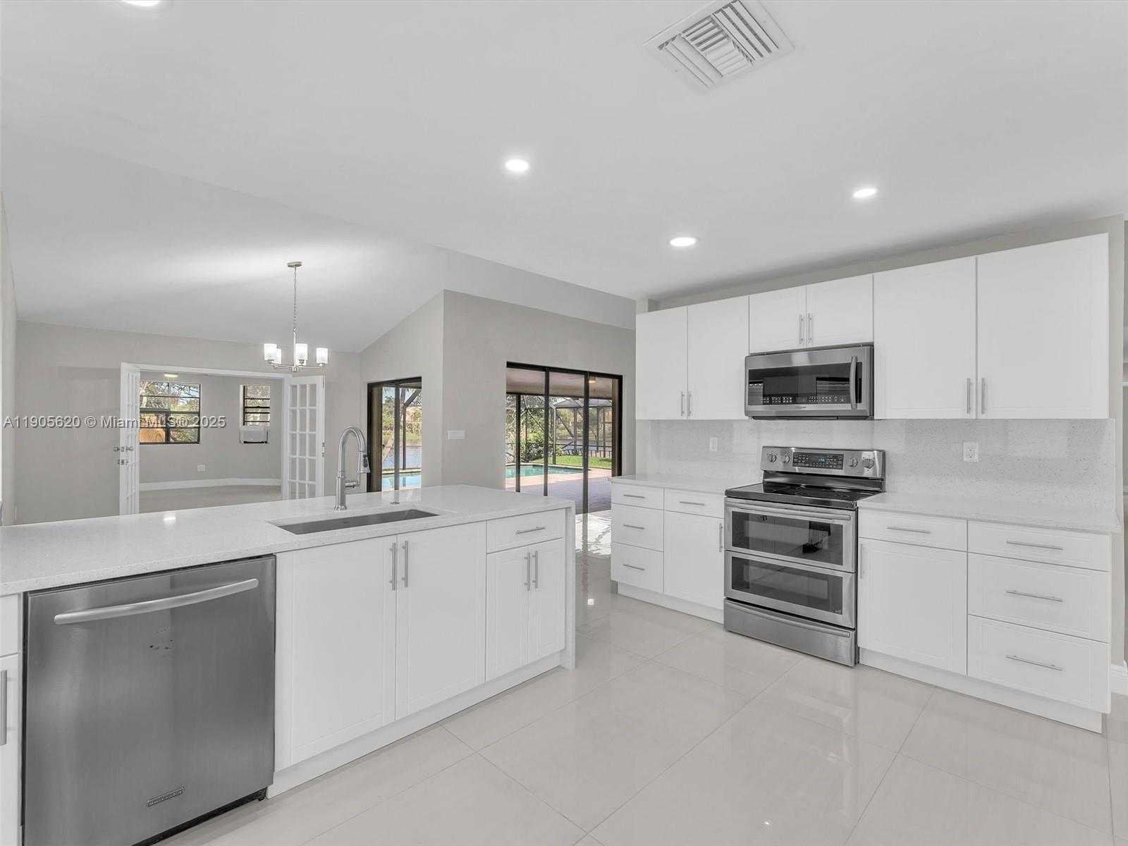 Small Image of 7431 NORTH WEST 39TH ST, Lauderhill Number 12