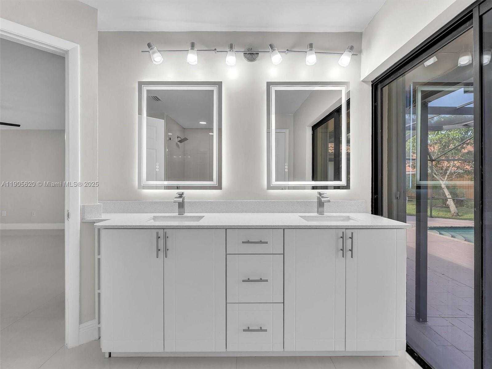 Small Image of 7431 NORTH WEST 39TH ST, Lauderhill Number 27