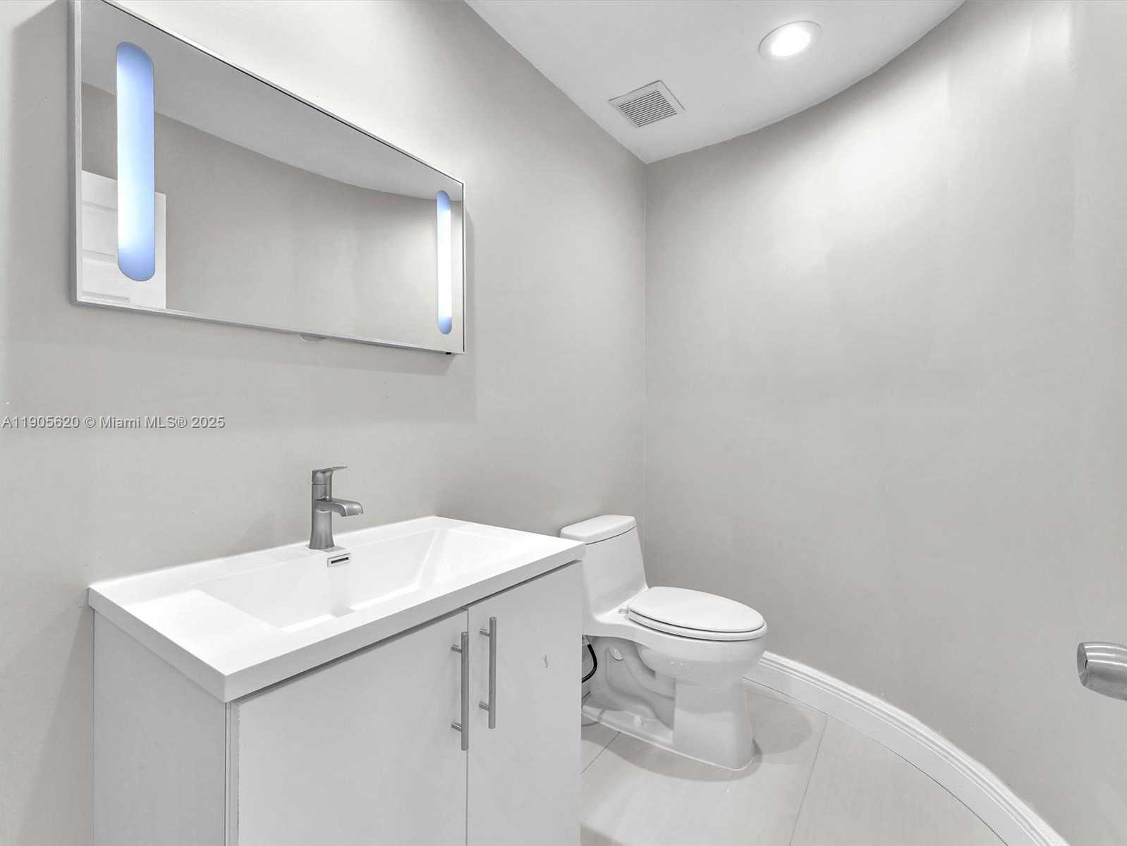 Small Image of 7431 NORTH WEST 39TH ST, Lauderhill Number 37