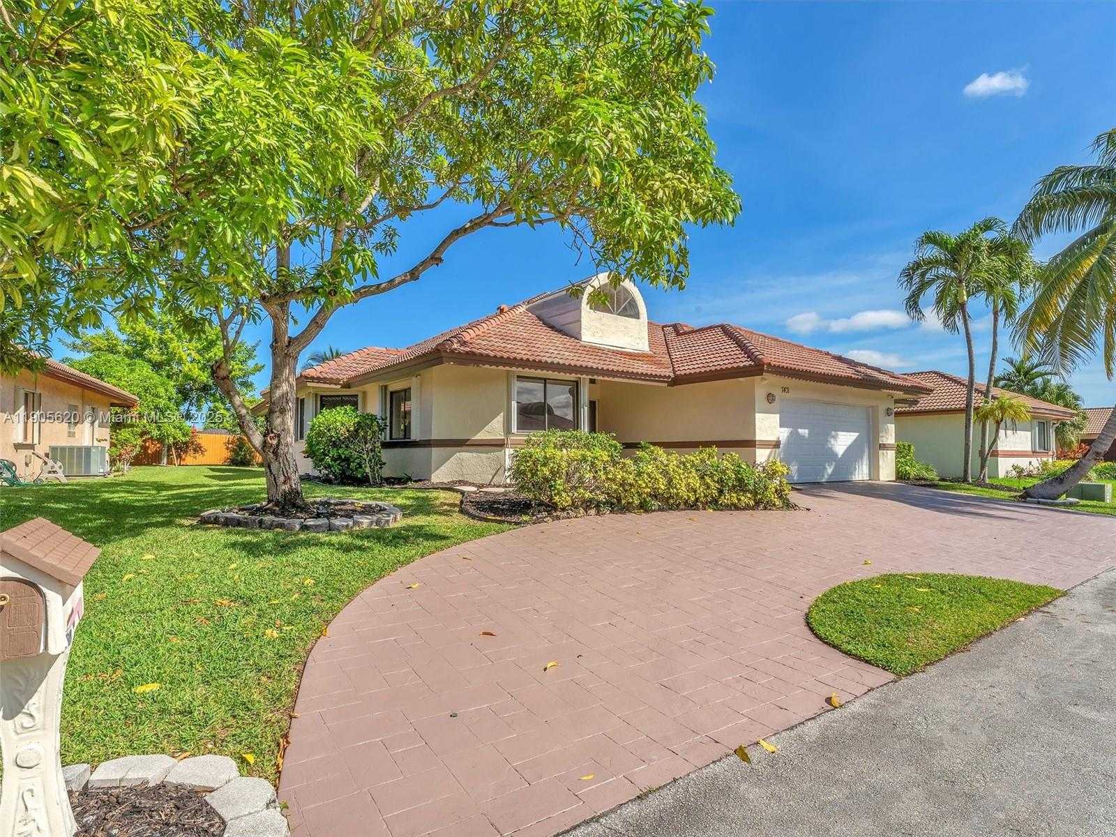 Small Image of 7431 NORTH WEST 39TH ST, Lauderhill Number 4