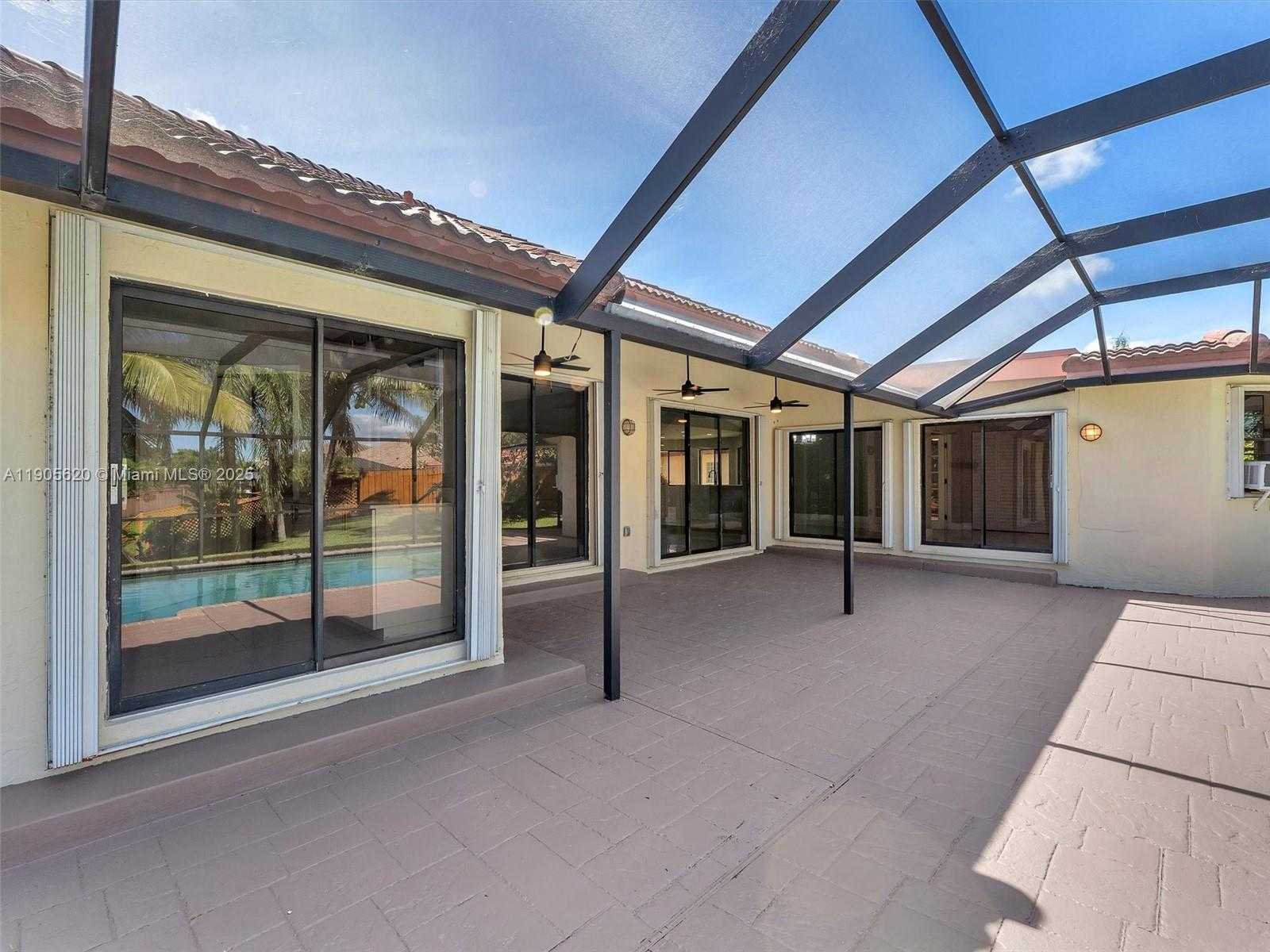 Small Image of 7431 NORTH WEST 39TH ST, Lauderhill Number 41