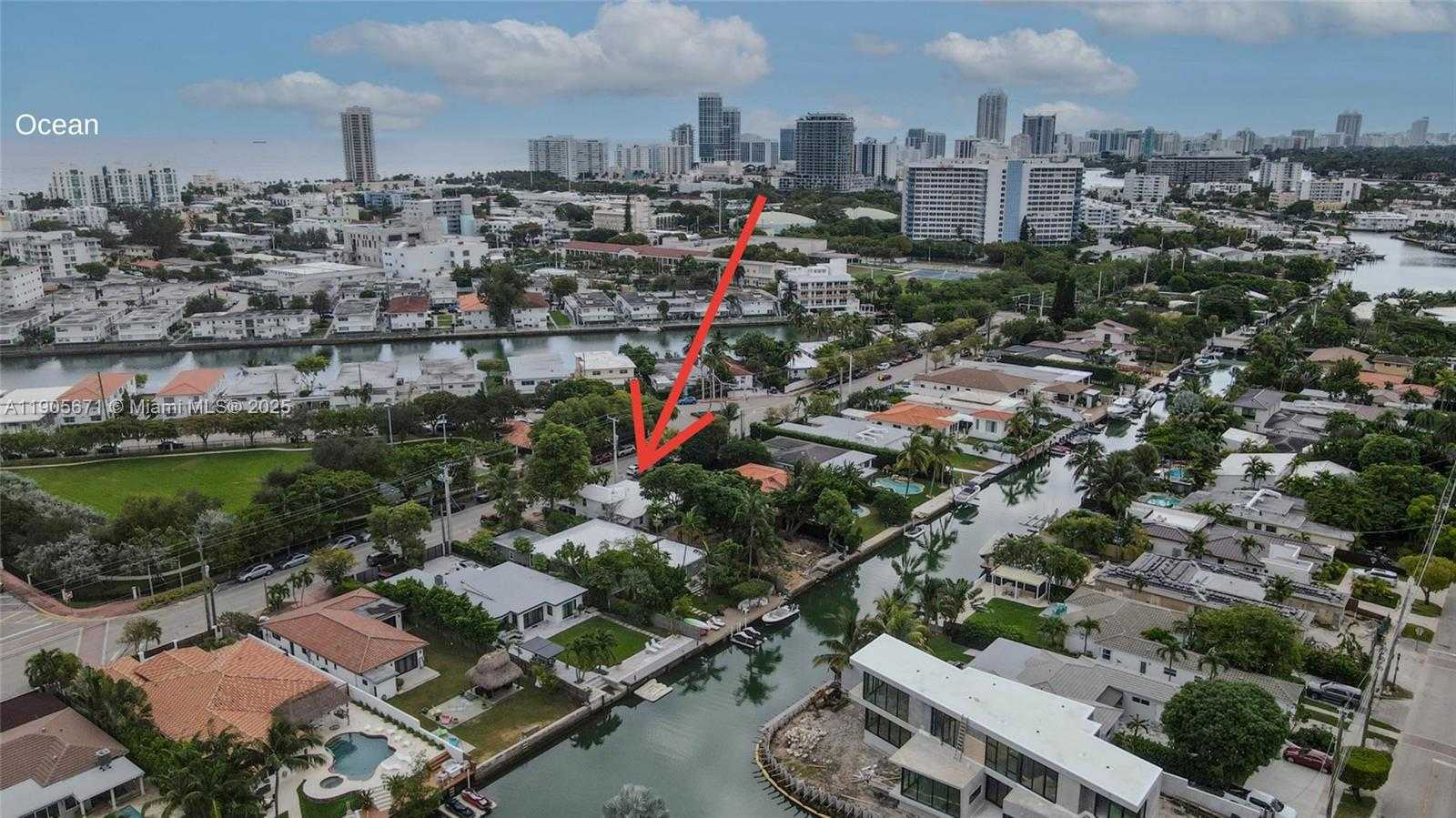 Small Image of 7830 HAWTHORNE AVE, Miami Beach Number 16