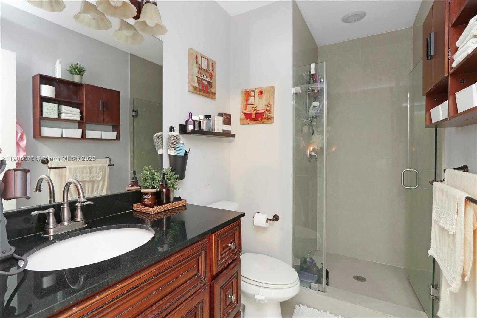 Small Image of 1441 GRANT ST, Hollywood Number 16