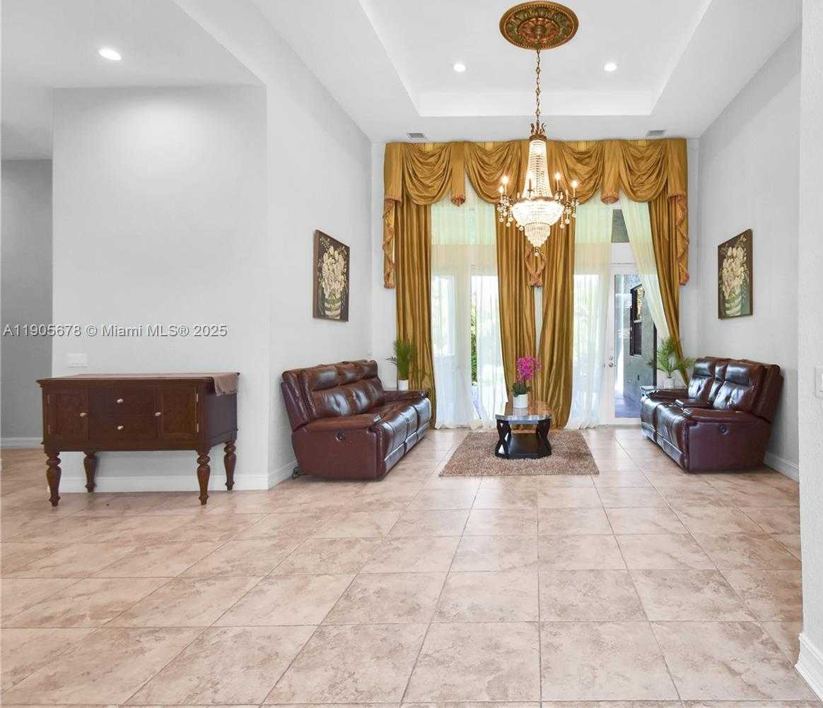 Small Image of 16541 SOUTH WEST 62ND ST, Southwest Ranches Number 13