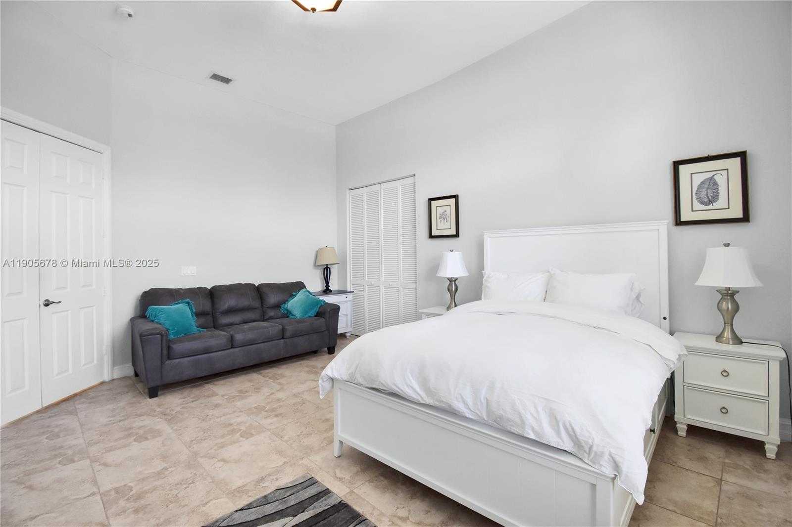 Small Image of 16541 SOUTH WEST 62ND ST, Southwest Ranches Number 22