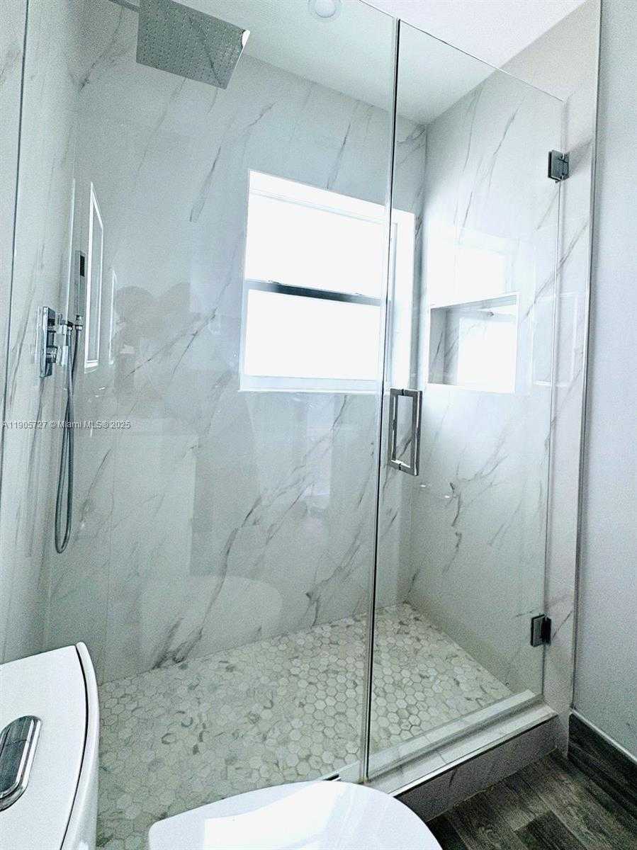 Small Image of 4384 NORTH WEST 202ND ST, Miami Gardens Number 12