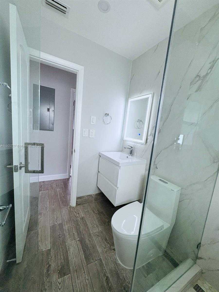 Small Image of 4384 NORTH WEST 202ND ST, Miami Gardens Number 14