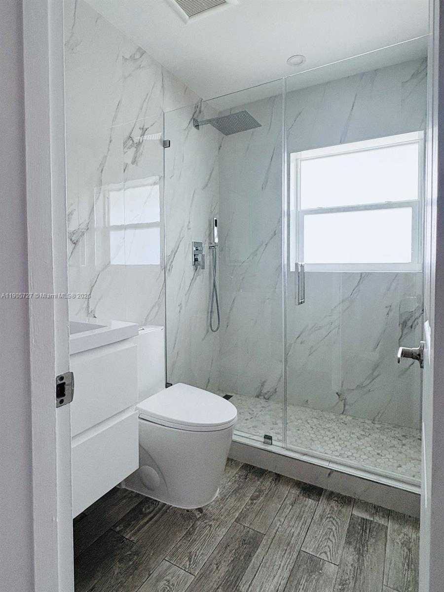 Small Image of 4384 NORTH WEST 202ND ST, Miami Gardens Number 17