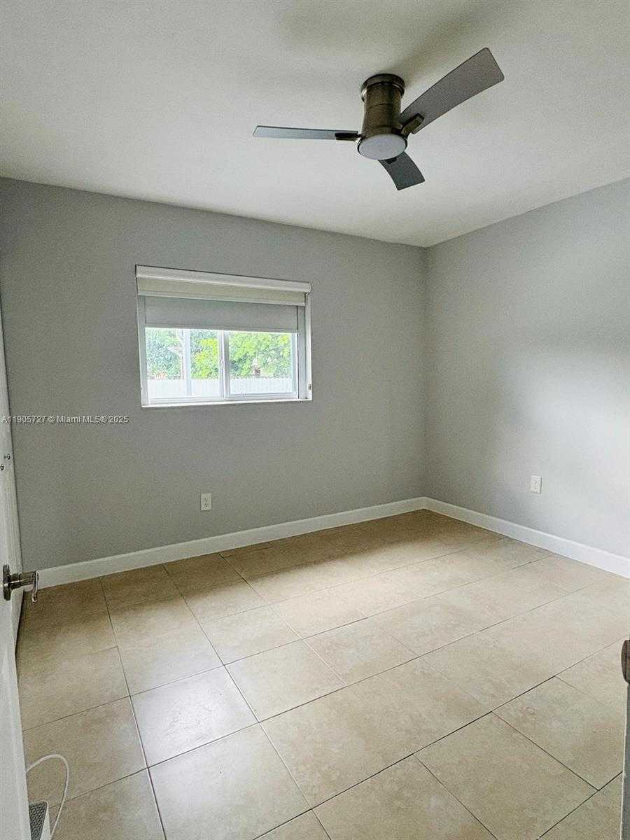 Small Image of 4384 NORTH WEST 202ND ST, Miami Gardens Number 18