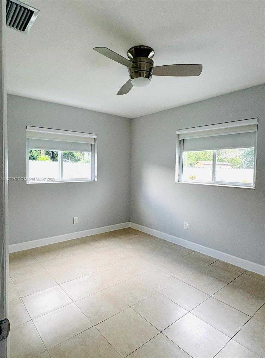 Small Image of 4384 NORTH WEST 202ND ST, Miami Gardens Number 22