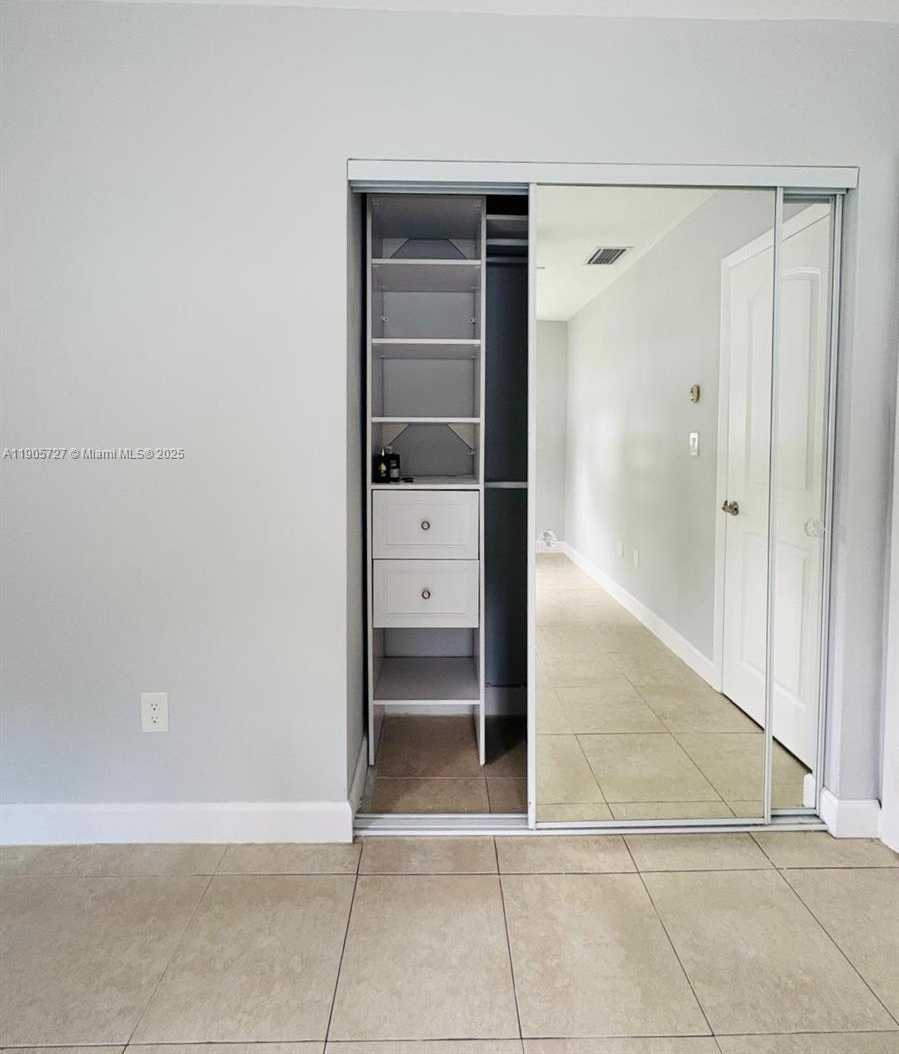 Small Image of 4384 NORTH WEST 202ND ST, Miami Gardens Number 23