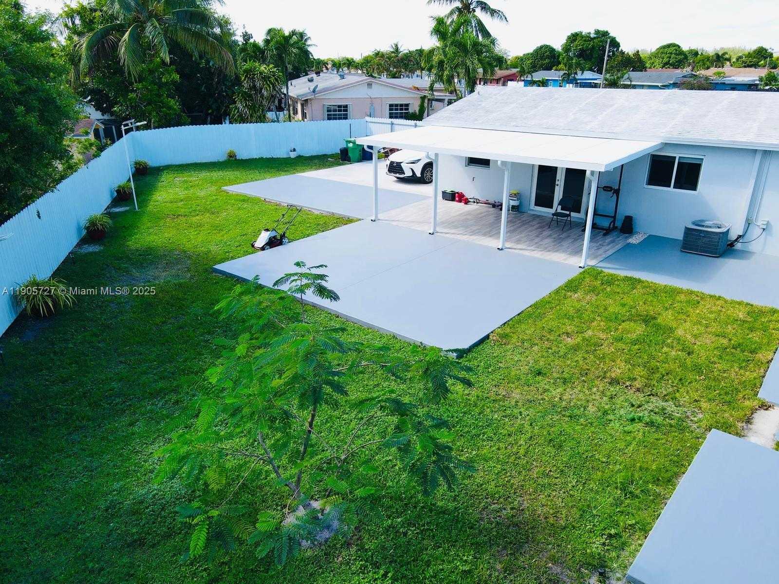 Small Image of 4384 NORTH WEST 202ND ST, Miami Gardens Number 31