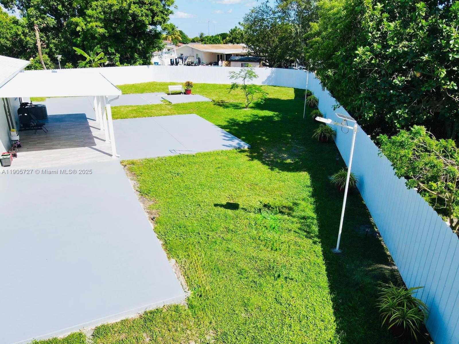 Small Image of 4384 NORTH WEST 202ND ST, Miami Gardens Number 33