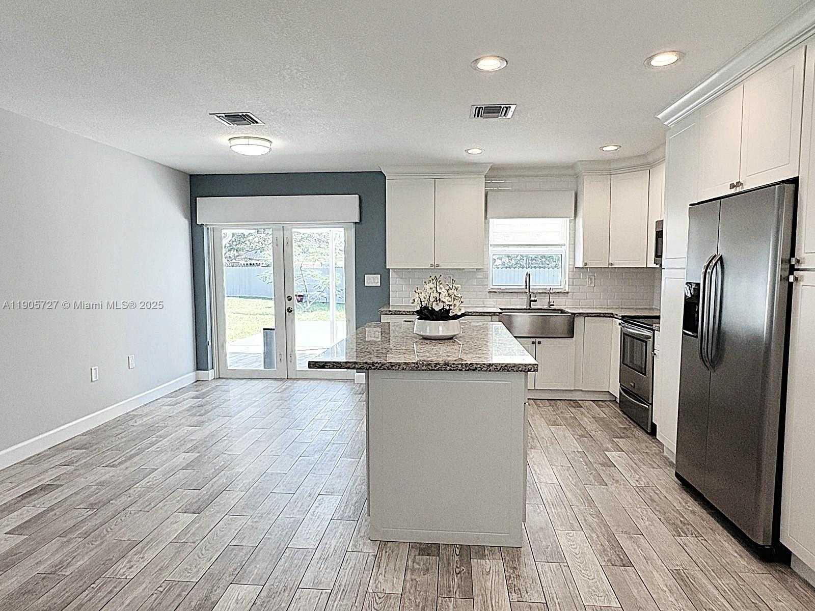 Small Image of 4384 NORTH WEST 202ND ST, Miami Gardens Number 4