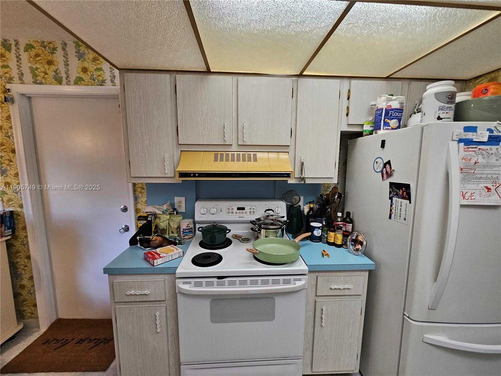 Small Image of 2300 SOUTH WEST 19TH AVE, Boynton Beach Number 5