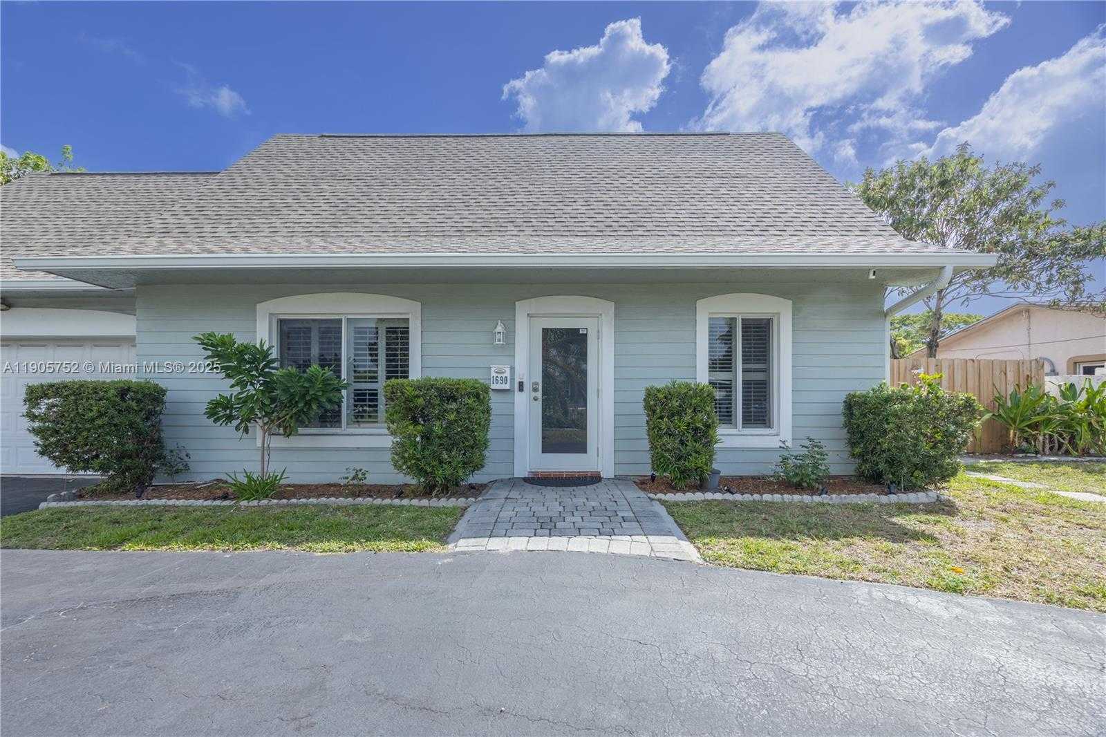 Small Image of 1690 NORTH EAST 25TH AVE, Pompano Beach Number 3