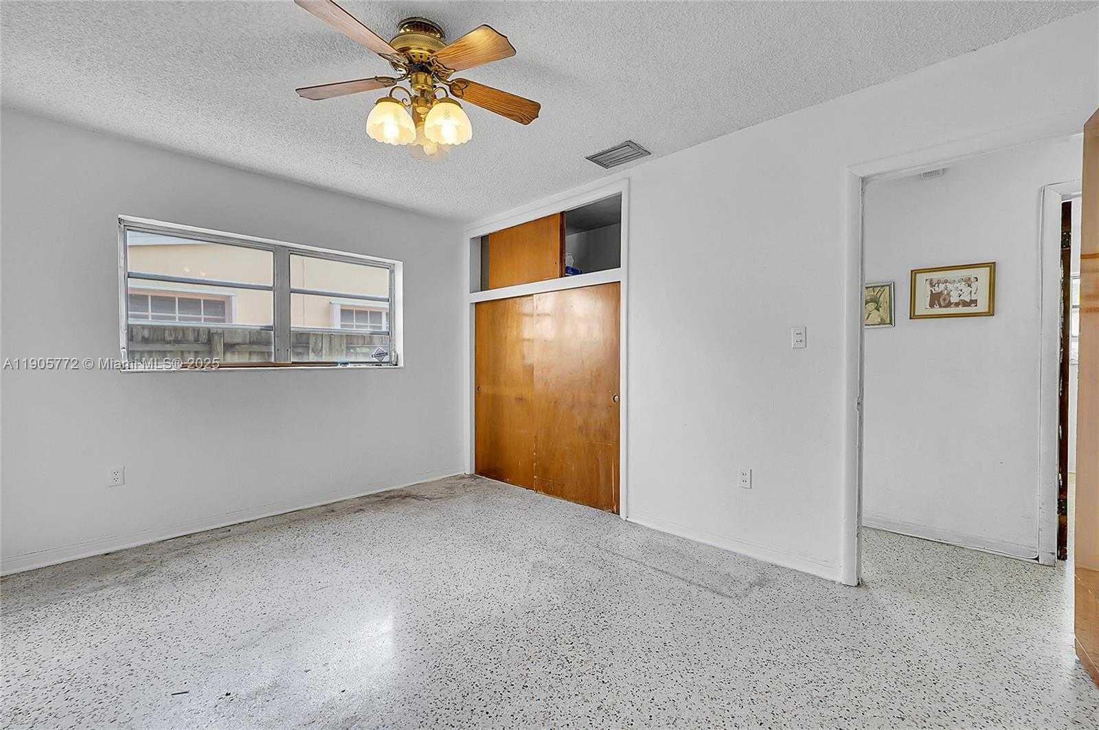 Small Image of 671 EAST 53RD ST, Hialeah Number 23