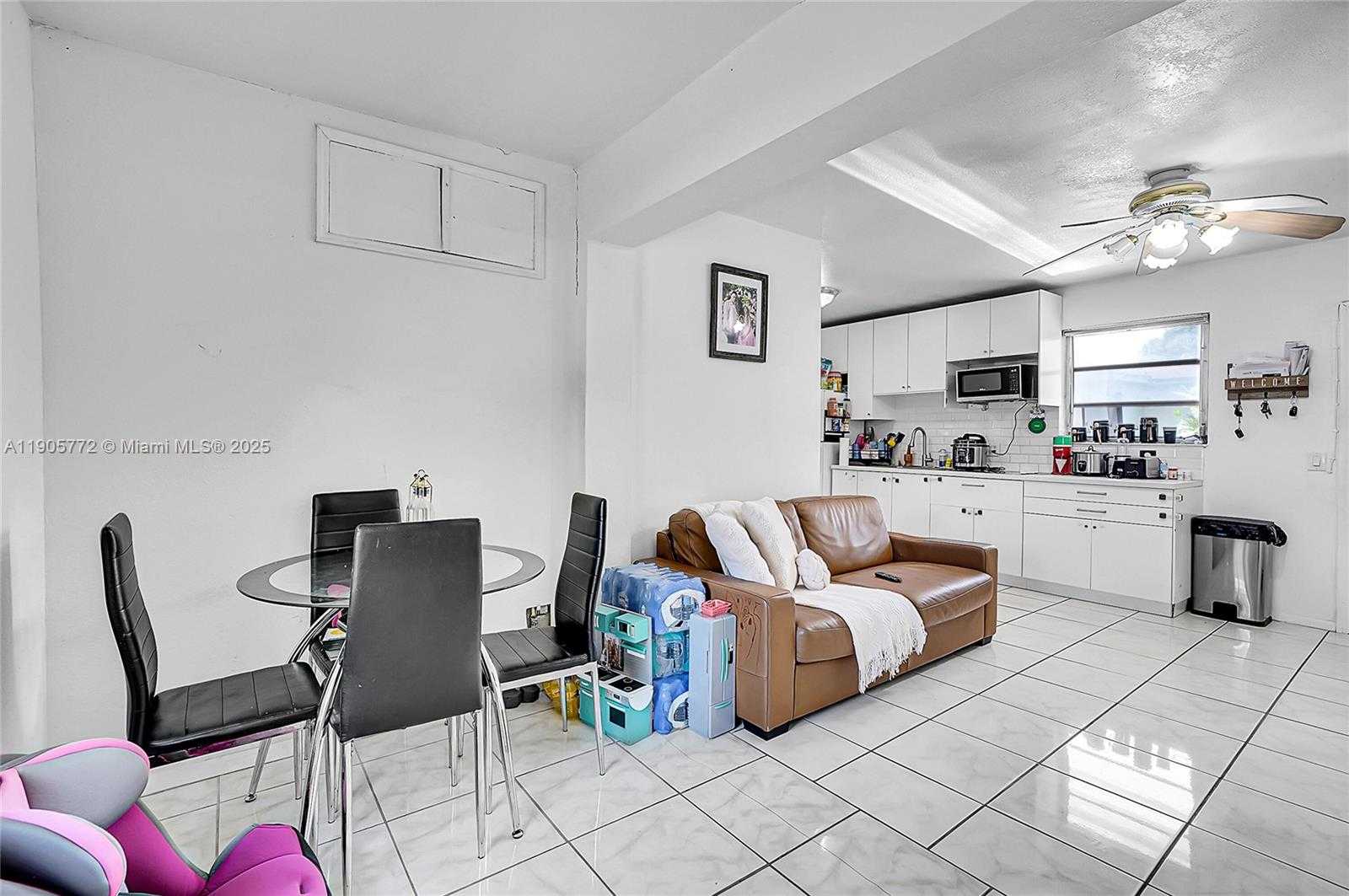 Small Image of 671 EAST 53RD ST, Hialeah Number 34