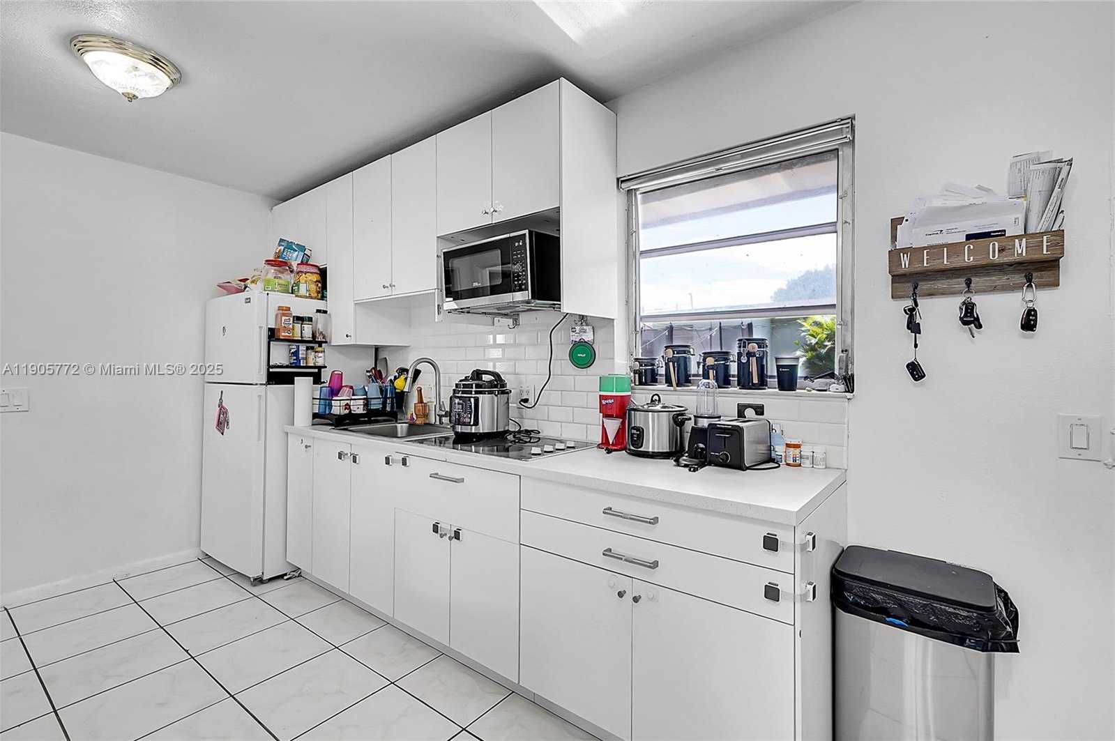 Small Image of 671 EAST 53RD ST, Hialeah Number 35