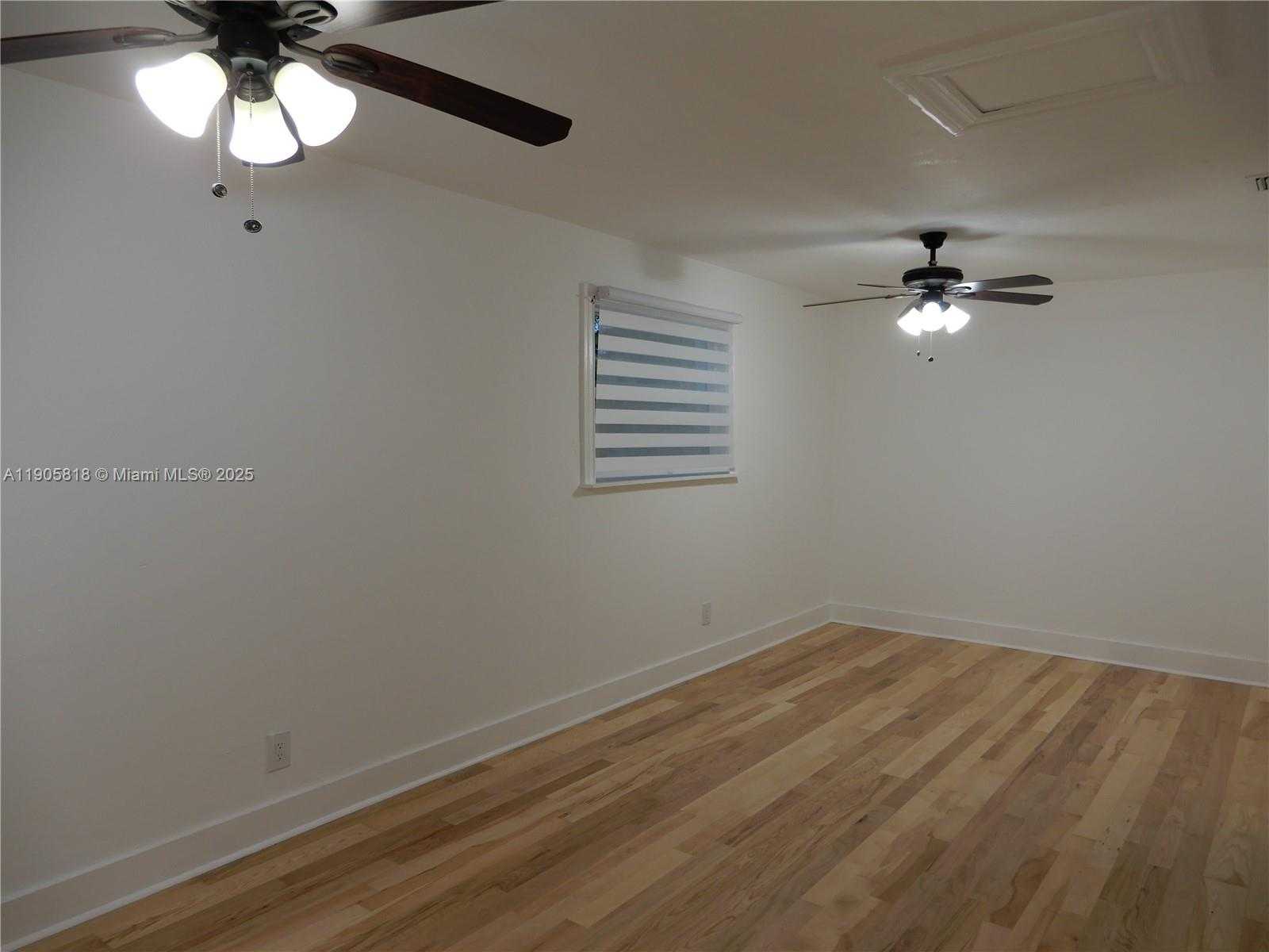 Small Image of 19901 SOUTH WEST 92ND AVE, Cutler Bay Number 16