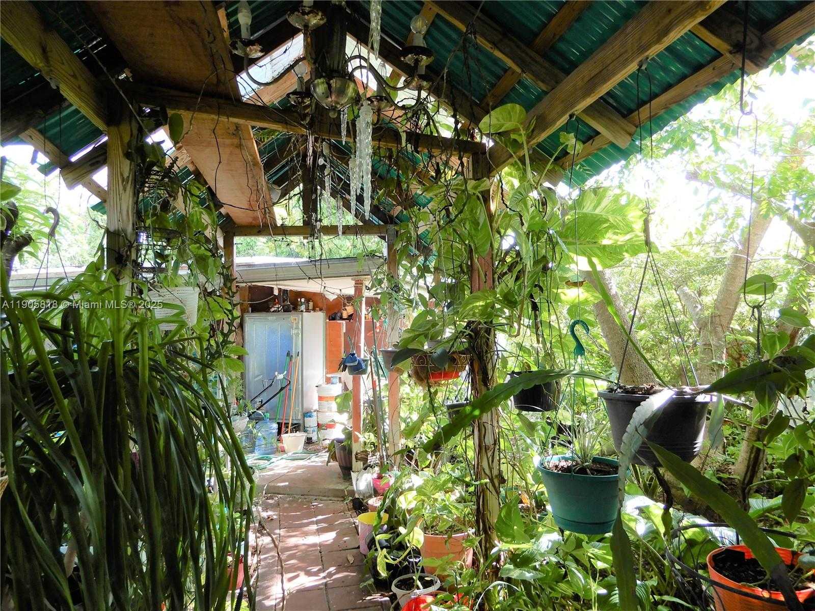 Small Image of 19901 SOUTH WEST 92ND AVE, Cutler Bay Number 17