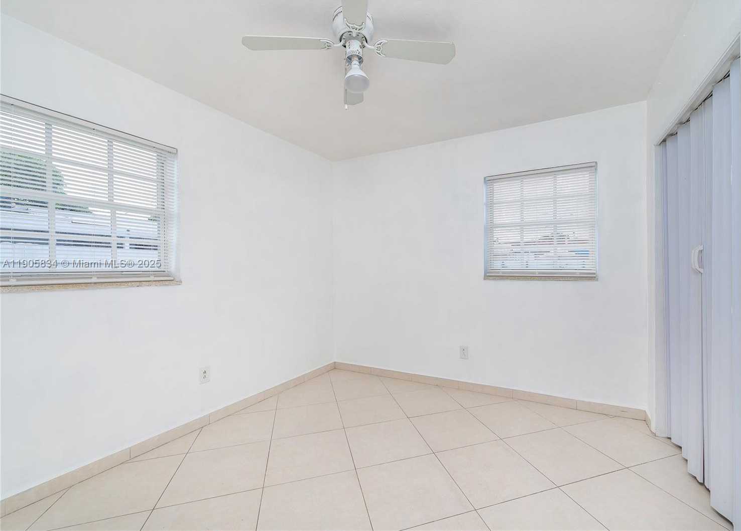 Small Image of 5420 NORTH WEST 182ND ST, Miami Gardens Number 34
