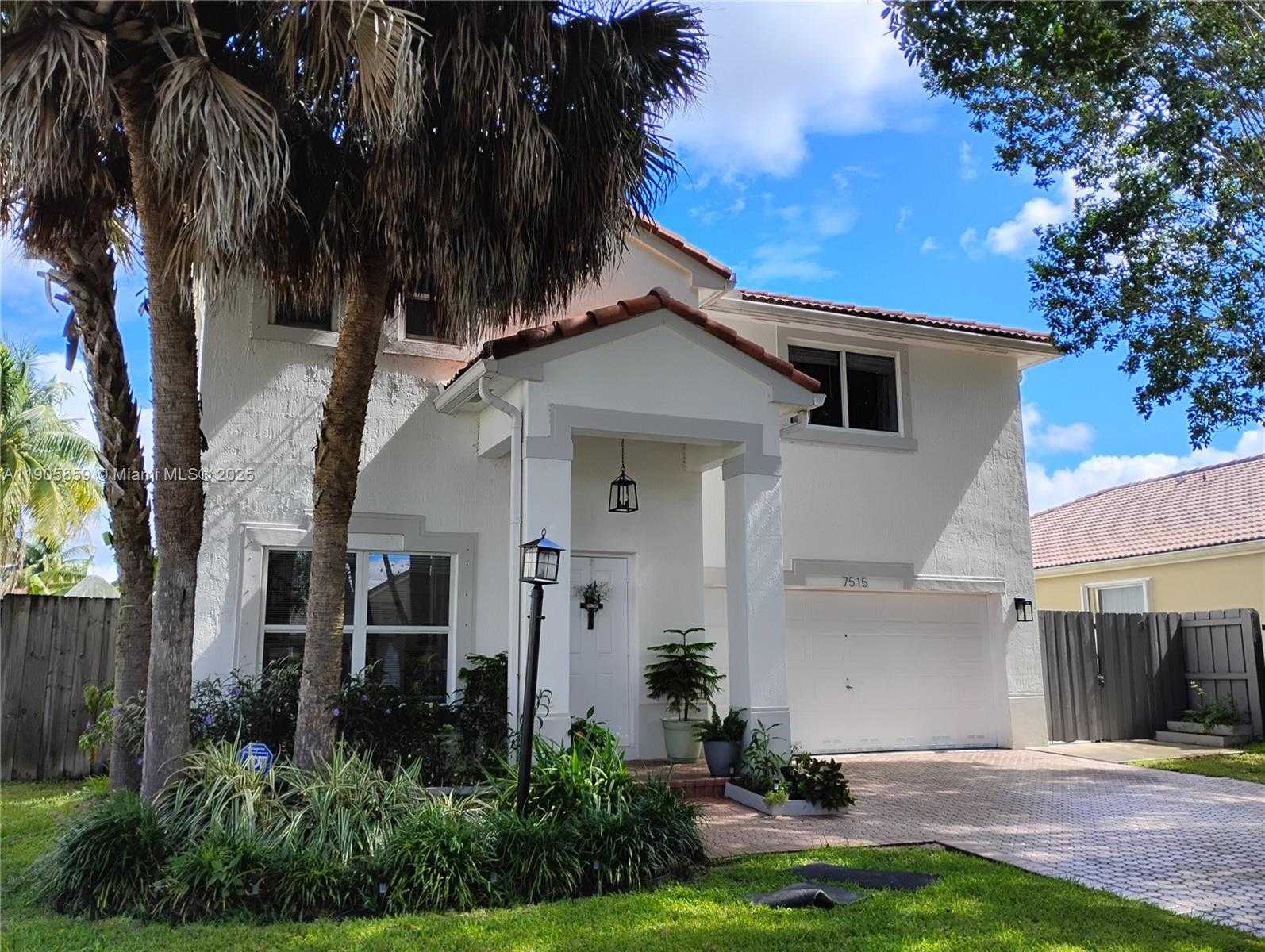 Small Image of 7515 SOUTH WEST 164TH CT, Miami Number 1