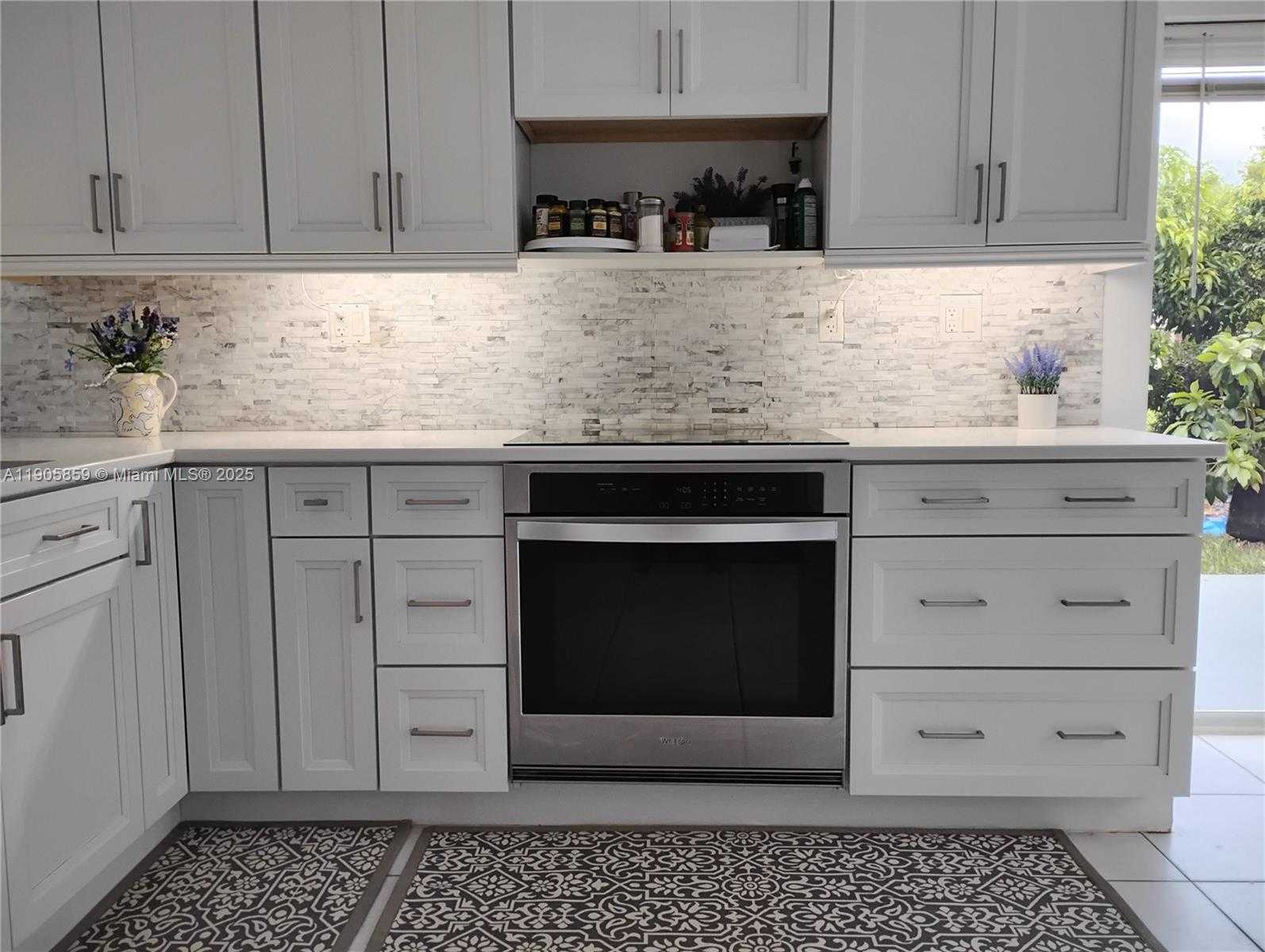 Small Image of 7515 SOUTH WEST 164TH CT, Miami Number 10