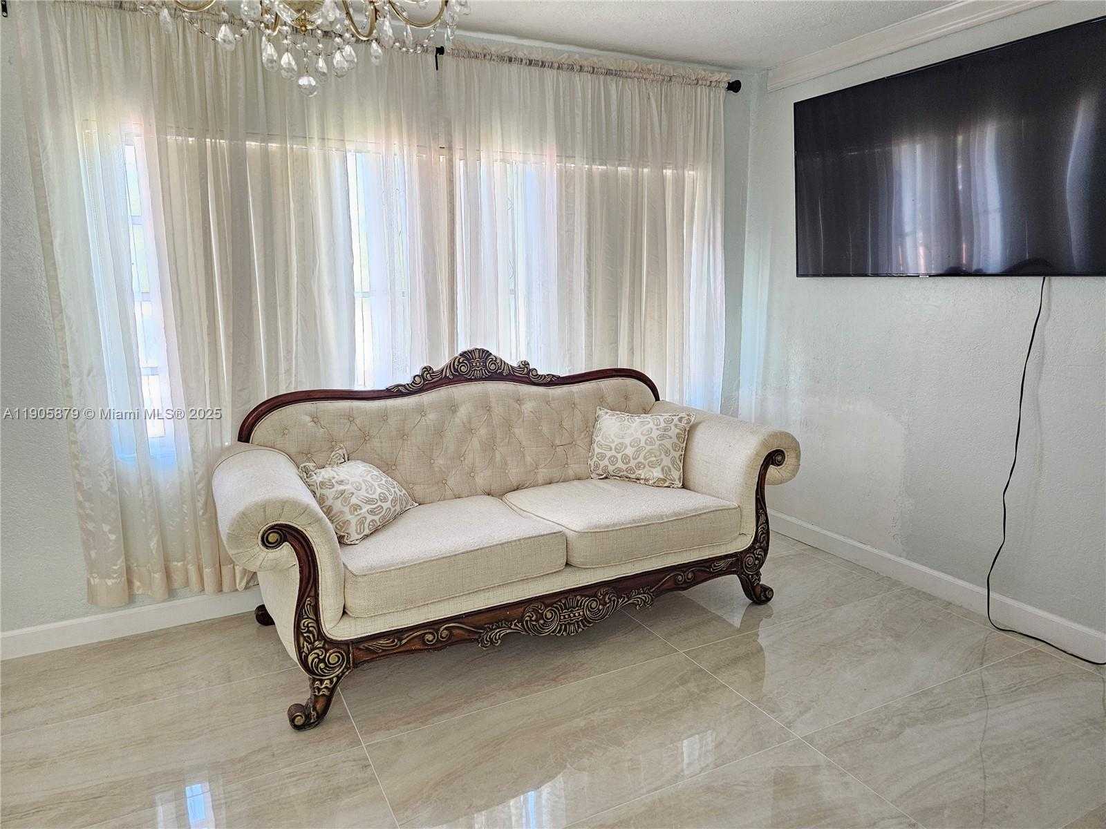 Small Image of 16145 NORTH WEST 29TH AVE, Miami Gardens Number 13