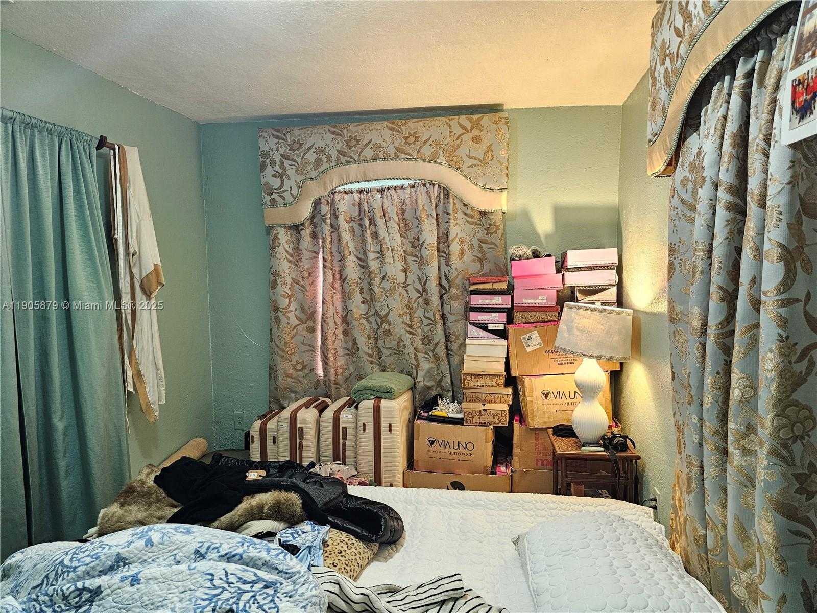 Small Image of 16145 NORTH WEST 29TH AVE, Miami Gardens Number 21