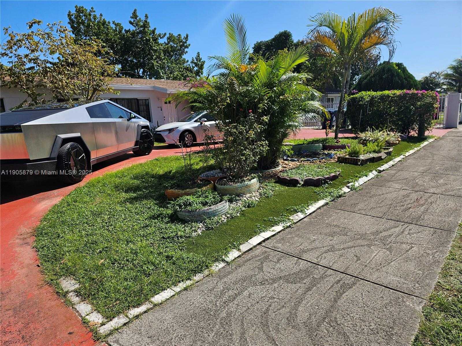 Small Image of 16145 NORTH WEST 29TH AVE, Miami Gardens Number 3