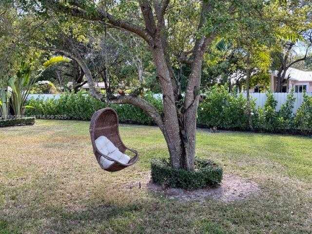 Small Image of 7830 SOUTH WEST 117TH ST, Pinecrest Number 41