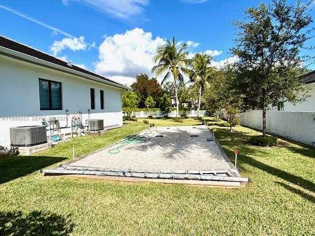 Small Image of 7830 SOUTH WEST 117TH ST, Pinecrest Number 44