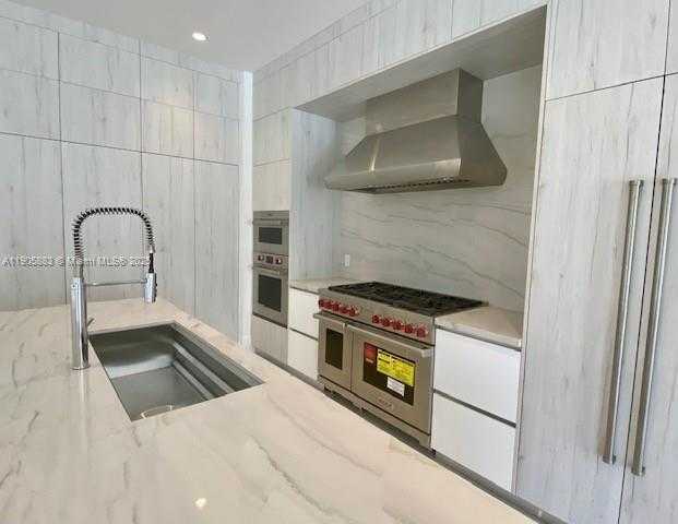 Small Image of 7830 SOUTH WEST 117TH ST, Pinecrest Number 8