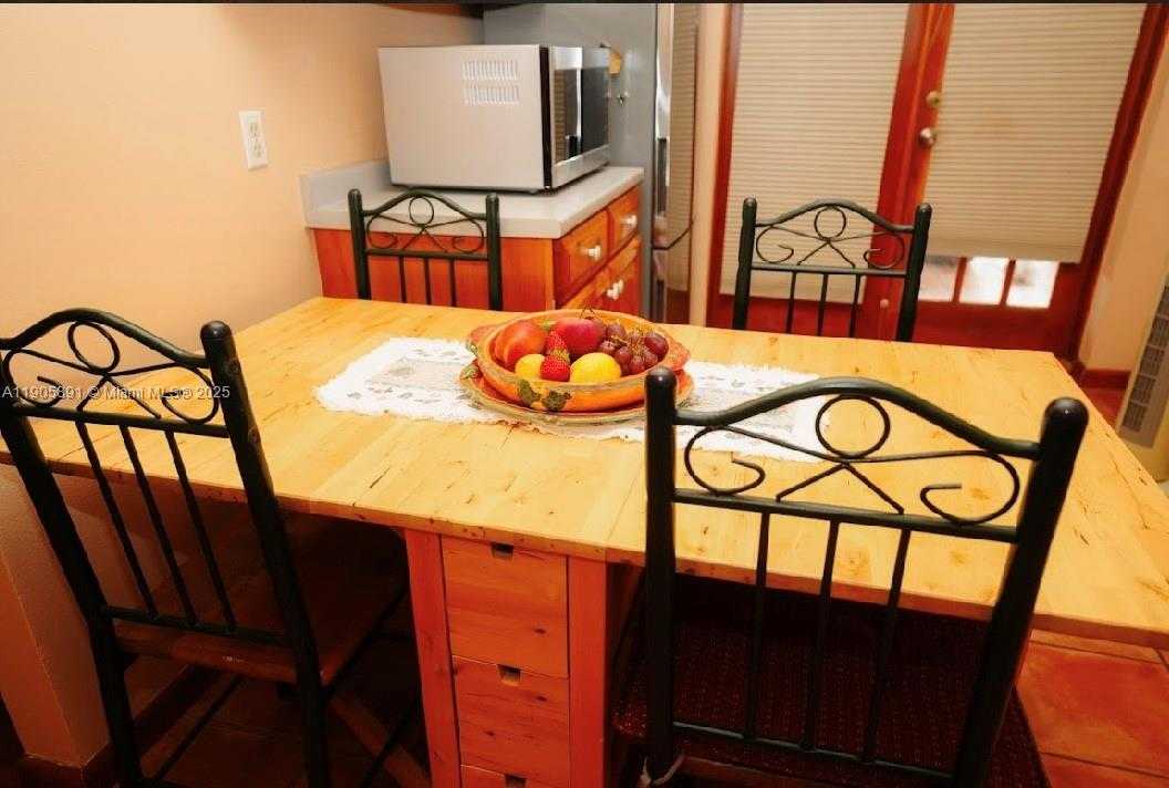 Small Image of 23550 SOUTH WEST 214TH PL, Homestead Number 9