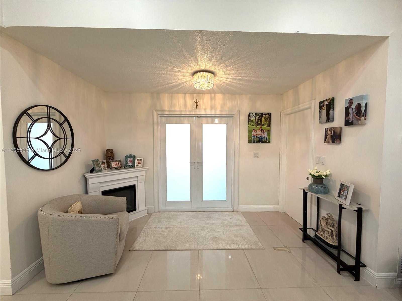 Small Image of 19804 NORTH WEST 82ND PL, Hialeah Number 13