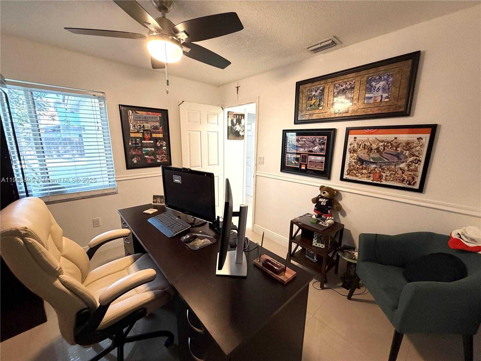 Small Image of 19804 NORTH WEST 82ND PL, Hialeah Number 18